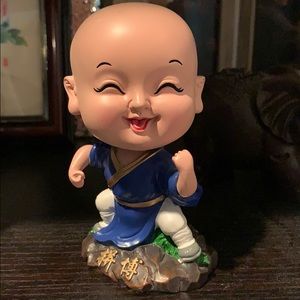 bobble head doll - kung fu monk